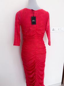 NEW WITH TAGS BODYCON DRESS