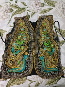 Gamthi Embroidered Koti/Jacket