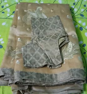 Net Saree With Blouses