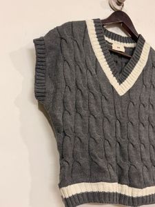 Gray Knitted Vest Top 🩶