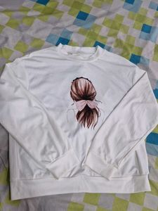 White Graphic Print Sweatshirt