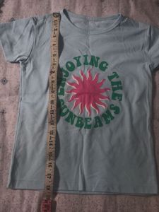 Enjoying Sunbeams Tee