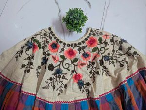 Beautifully Embroidered Cape/Ponchuu