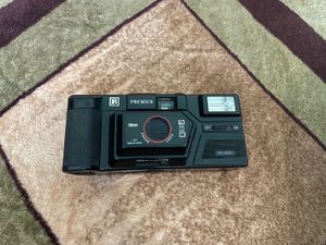 Premier PC-500 Vintage Film Camera