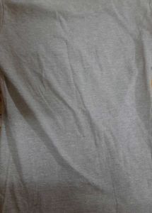 Women&#39;s Round NeckT-shirt