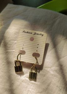 Lock Earring