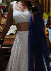 White Lehnga
