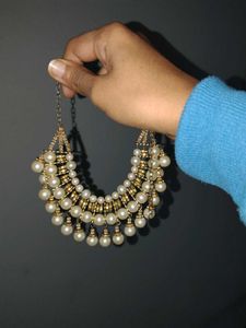 Pearl Necklace With Earrings