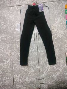Sports wear tights