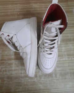 Round Toe Boots