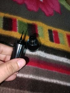 DTC Liquid Eyeliner - Black