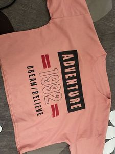 Beautiful Teshirt And Crop Top