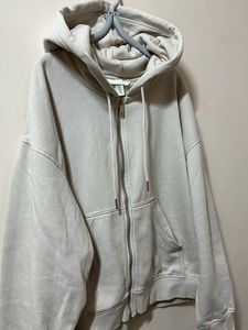 H&amp;M Offwhite Sweater