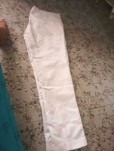 White Crop Pants