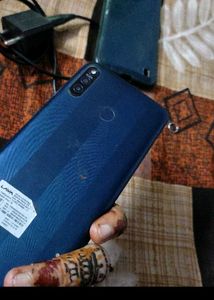 LAVA Z3 Mobile Used Last 1 Year No Coim