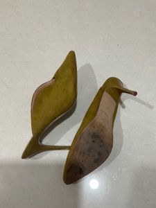 AJIO Olive Green Heels