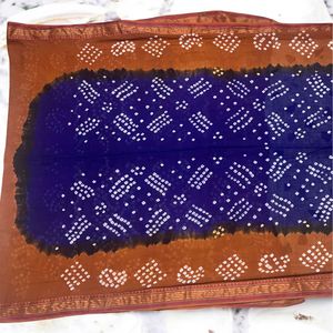 Bandhani Saree with Blouse Piece