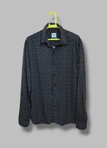 Max Men's Printed Slim Fit Casual Shirt