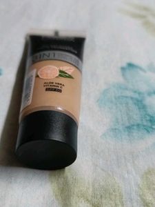 Faces Canada 3 In 1 Matte Foundation