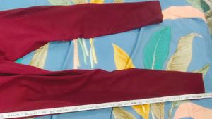 Solid Women Maroon Tights