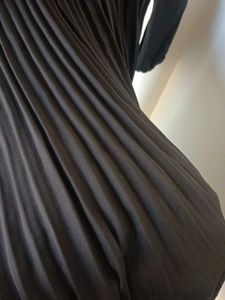 Elegant Black Midi Dress