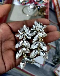 Glamorous Crystal Flower Earrings