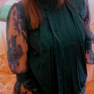 Green Net Sleeves Top