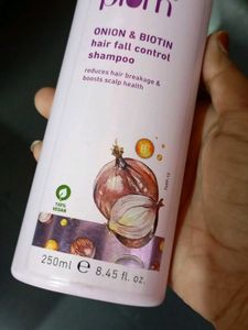 plum onion And Biotin Hair Fall Control Shampoo