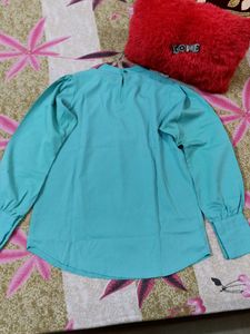 Shaded Sea Green Top 💝