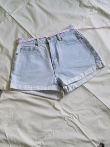 Trendy Shorts