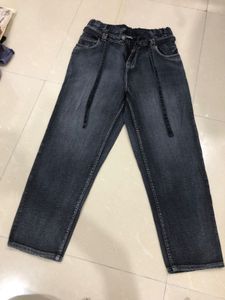 charcoal gray jeans