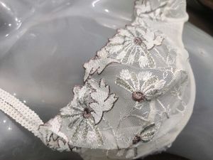 Floral Lace Bra 🔥