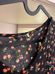 Tokyo Talkies Floral Black Dress -M
