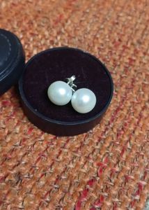 Natural Pearl Original Silver Stud