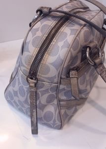 100% Coach Signature Authentic Bag
