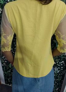 Yellow Top