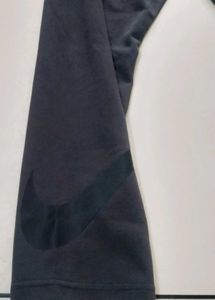 M Nike Ankle Length Leggings
