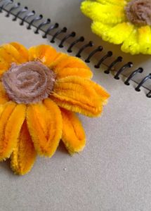 Sunflower Pipe Cleaner Hairclip