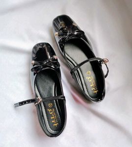 New Glossy Black Loafer