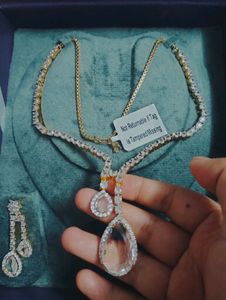 Elegant Necklace and Earring Set