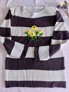 Vintage Aesthetic Embroidered Preloved Sweater