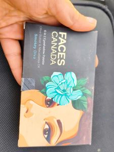 Faces Canada Eyeshadow Palette
