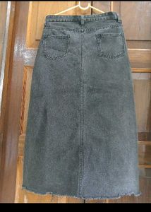 Charcoal Denim Slit Skirt