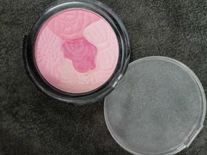 Makeup Bundle: Maybelline, MAC, Huda Beauty