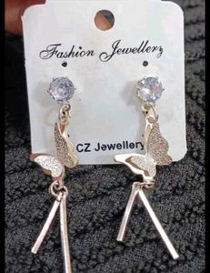 🦋🦋Butterfly Dangle Earrings