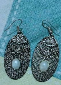 Vintage Style Necklace and Earring Set