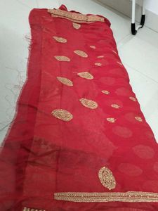Beautiful Red Saree... Navratri Sale