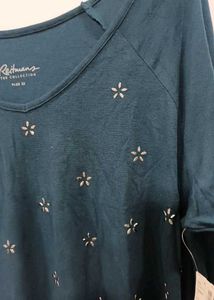 Stylish Teal V-Neck Top