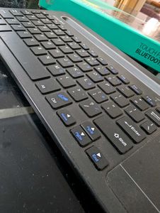 Rechargeable Wireless Keyboard for Tablet