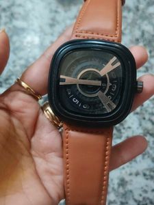 Unique Men&#39;s Watch